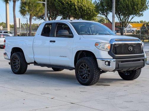 2016 Toyota Tundra SR5