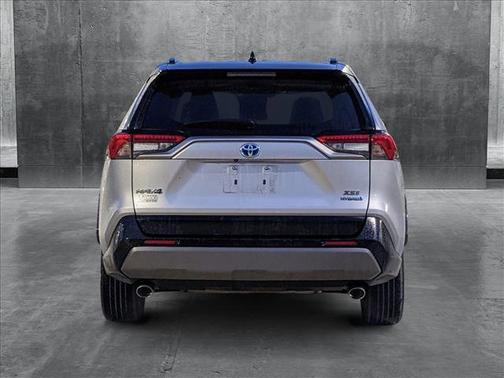 2021 Toyota RAV4 Hybrid SE