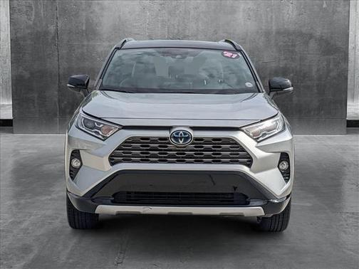 2021 Toyota RAV4 Hybrid SE