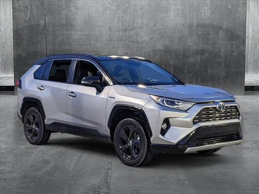 2021 Toyota RAV4 Hybrid SE