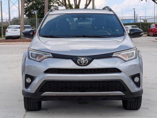 2017 Toyota RAV4 SE