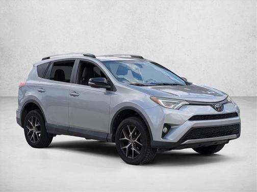 2017 Toyota RAV4 SE