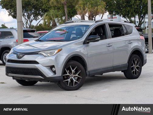 2017 Toyota RAV4 SE