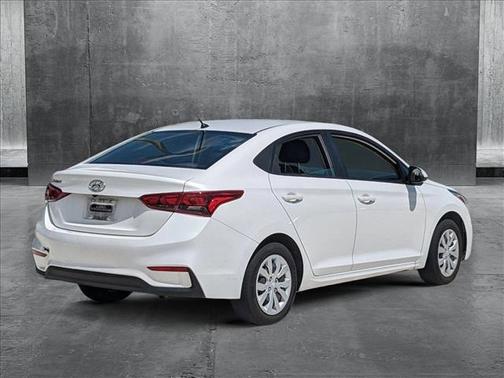 2022 Hyundai Accent SE
