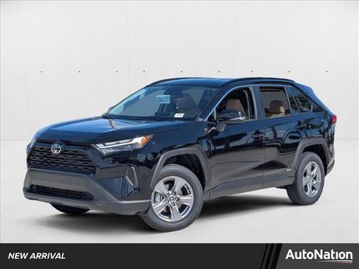 2025 Toyota RAV4 Hybrid LE