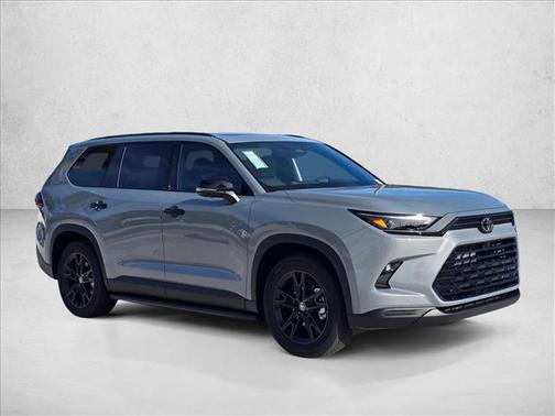 Cement 2026 Toyota Highlander Hybrid Base