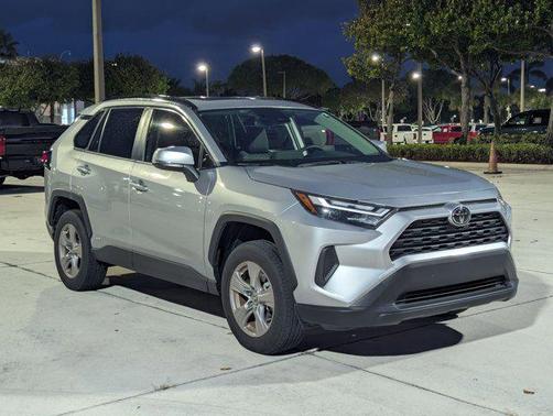 Silver Sky Metallic 2025 Toyota RAV4 Hybrid XLE