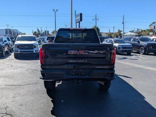 2025 GMC Sierra 2500 Denali