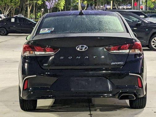 2019 Hyundai SONATA SE