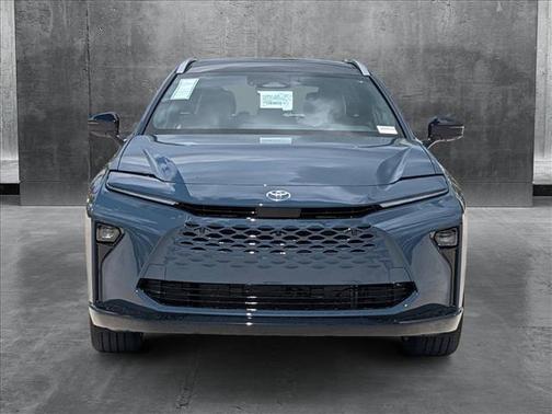 2025 Toyota Crown Signia Limited