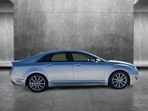 2015 Lincoln MKZ Hybrid Base