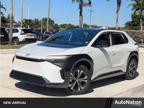 2025 Toyota bZ4X XLE