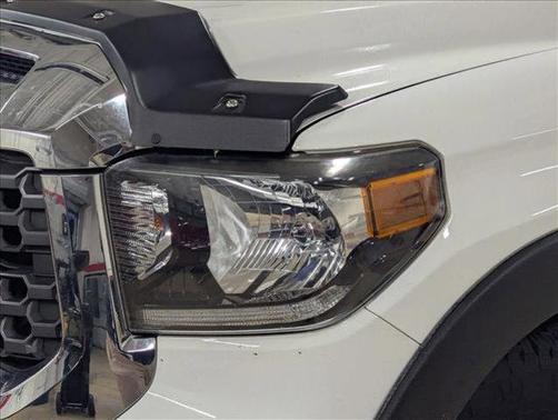 Super White 2019 Toyota Tundra SR5