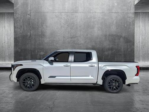 2025 Toyota Tundra Hybrid Platinum