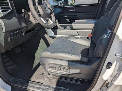 2025 Toyota Tundra Hybrid Platinum