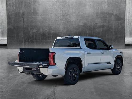 2025 Toyota Tundra Hybrid Platinum