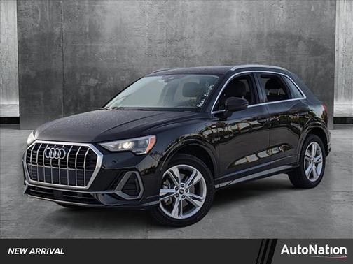 2021 Audi Q3 45 S line Premium