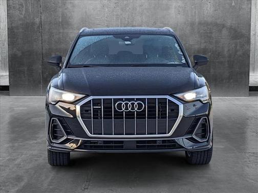2021 Audi Q3 45 S line Premium