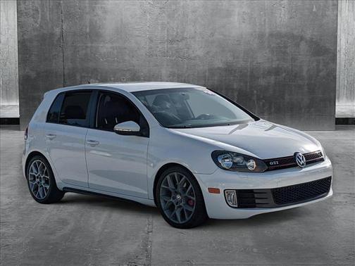 2014 Volkswagen GTI Wolfsburg Edition