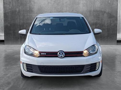 2014 Volkswagen GTI Wolfsburg Edition