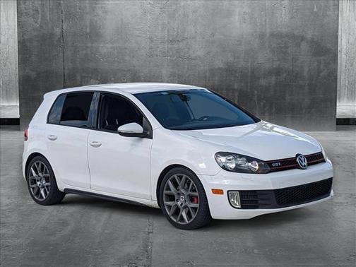 2014 Volkswagen GTI Wolfsburg Edition