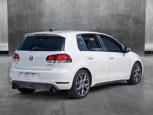 2014 Volkswagen GTI Wolfsburg Edition