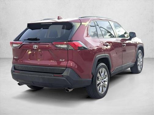 2020 Toyota RAV4 XLE Premium