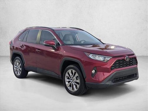 2020 Toyota RAV4 XLE Premium