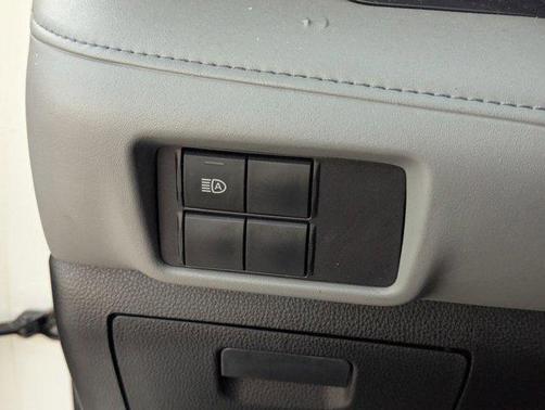 2020 Toyota Highlander L