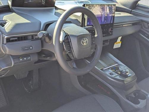 Wind Chill Pearl 2026 Toyota C-HR SE
