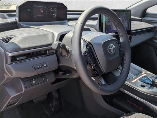 Wind Chill Pearl 2026 Toyota C-HR SE