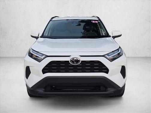 Ice Cap 2025 Toyota RAV4 XLE