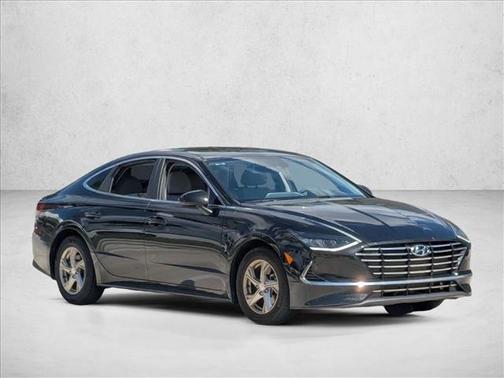 2022 Hyundai SONATA SE