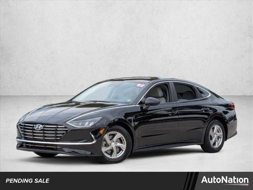 2022 Hyundai SONATA SE