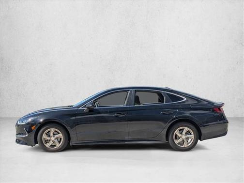 2022 Hyundai SONATA SE