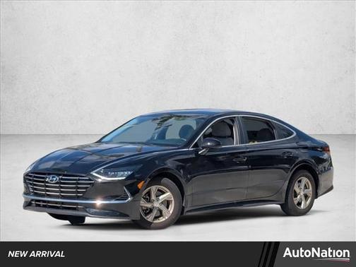 2022 Hyundai SONATA SE