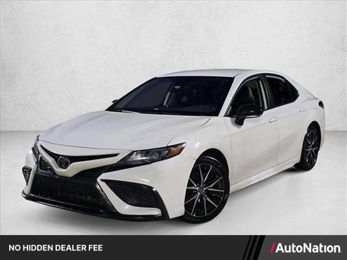 Ice Cap 2023 Toyota Camry SE