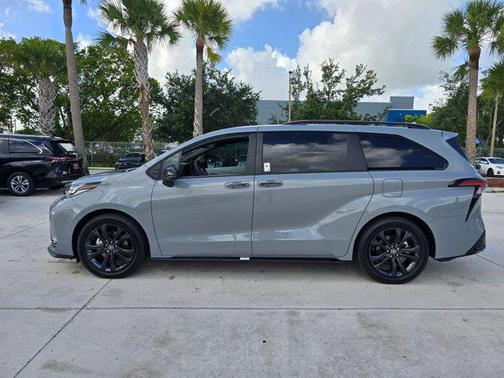 Cement 2026 Toyota Sienna XSE 7 Passenger