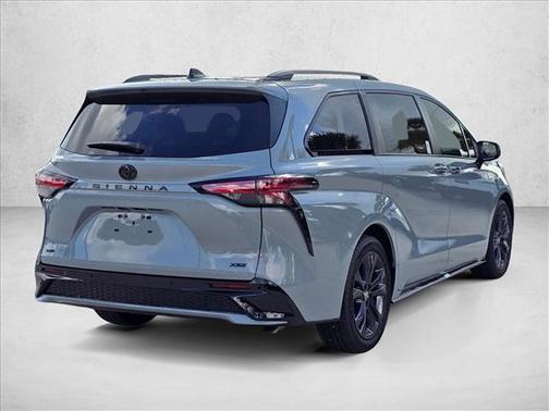 Cement 2026 Toyota Sienna XSE 7 Passenger