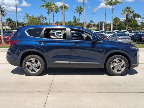 2023 Hyundai SANTA FE SE