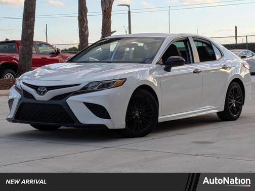2019 Toyota Camry SE