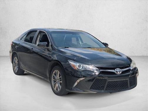 Midnight Black Metallic 2017 Toyota Camry SE
