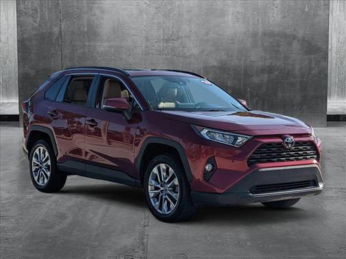 2019 Toyota RAV4 XLE Premium