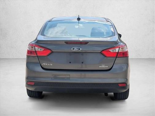Sterling Gray Metallic 2013 Ford Focus SE