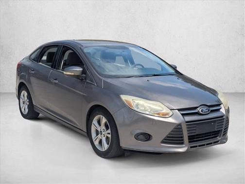 Sterling Gray Metallic 2013 Ford Focus SE