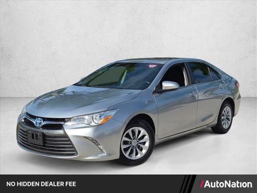 Celestial Silver Metallic 2017 Toyota Camry Hybrid LE