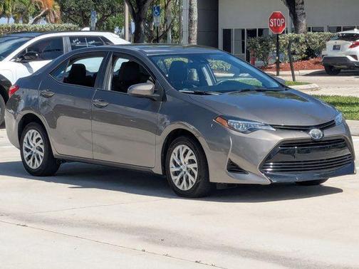 2019 Toyota Corolla LE