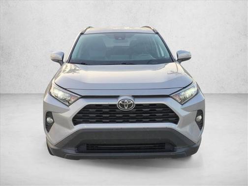 Silver Sky Metallic 2020 Toyota RAV4 XLE