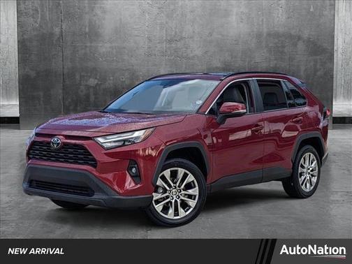 2022 Toyota RAV4 XLE Premium