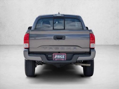 2016 Toyota Tacoma SR